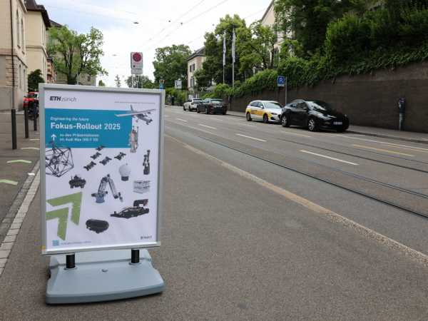 Vergrösserte Ansicht: Plakat Fokus-Rollout 2025 an der Leonhardstrasse